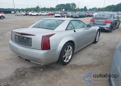 2004 Cadillac Xlr Standard из США, поврежденный, VIN 1G6YV34A545601408